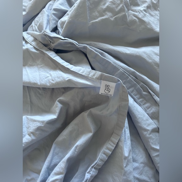 Two (2) Buffy Breeze/Supima cotton Duvet Covers - Full/Queen - Picture 6 of 10